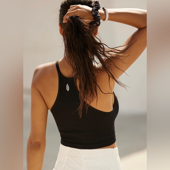 🛑 SOLD OUT 🛑 Free People Movement Happiness Runs Crop Top Black XL NEW - Picture 11 of 13